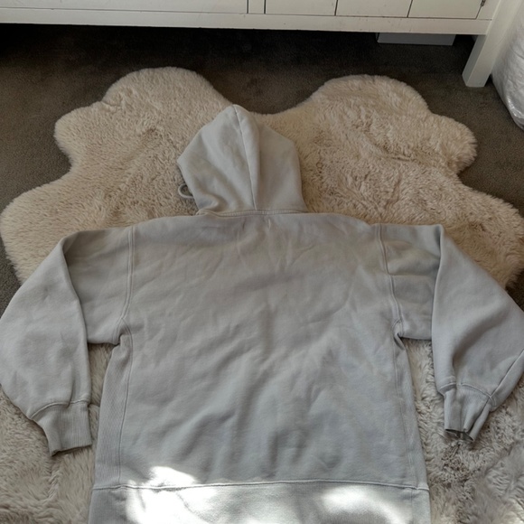 Light Blue Aritzia Hoodie TNA - Picture 4 of 4